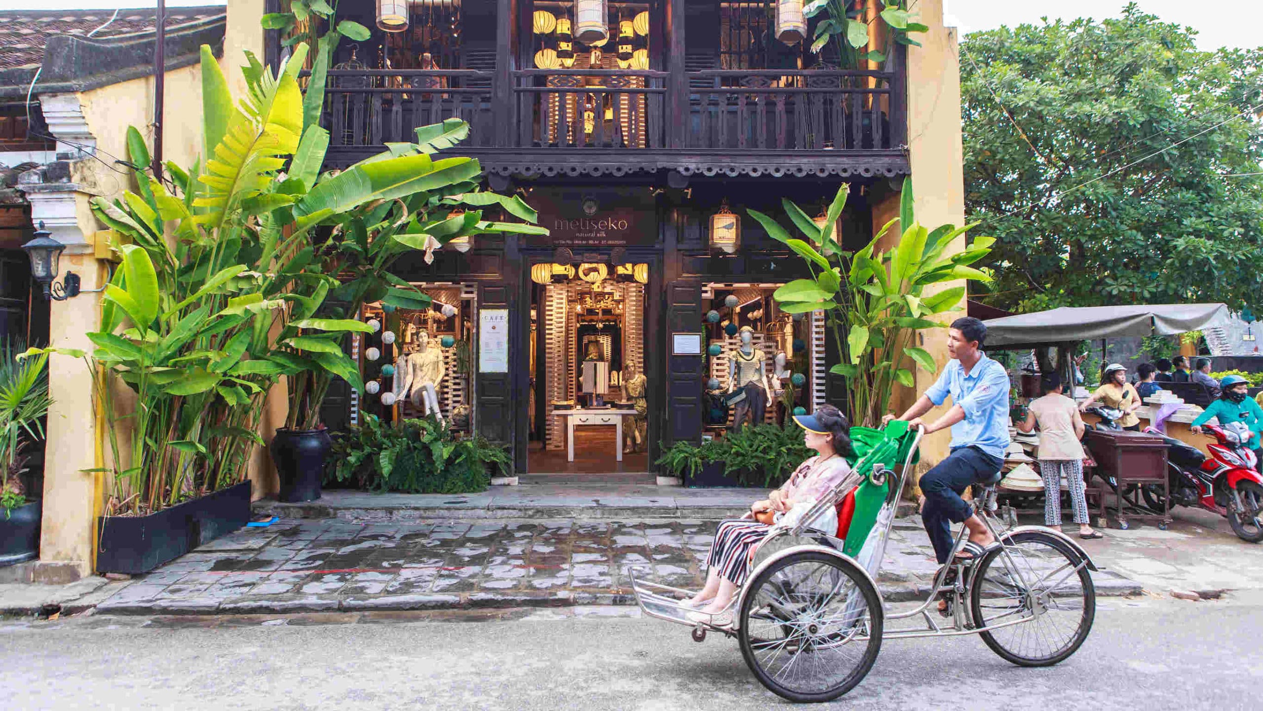 Hanoi cycle riksha